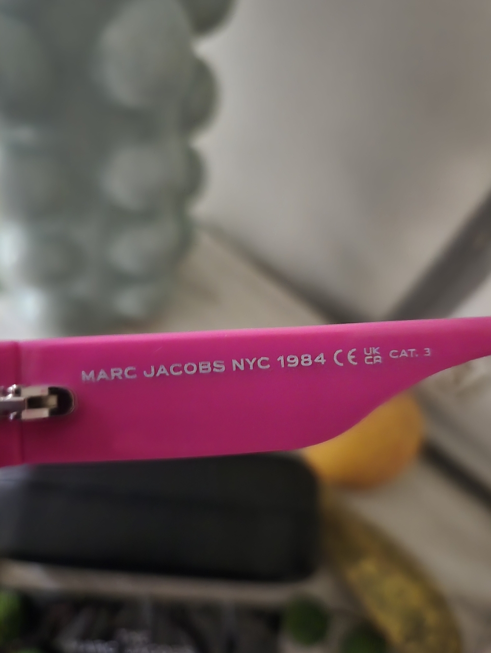 NWT Marc Jacobs Sunglasses MARC-738-S - EWW/IR - Fuchsia and black - Picture 5 of 9
